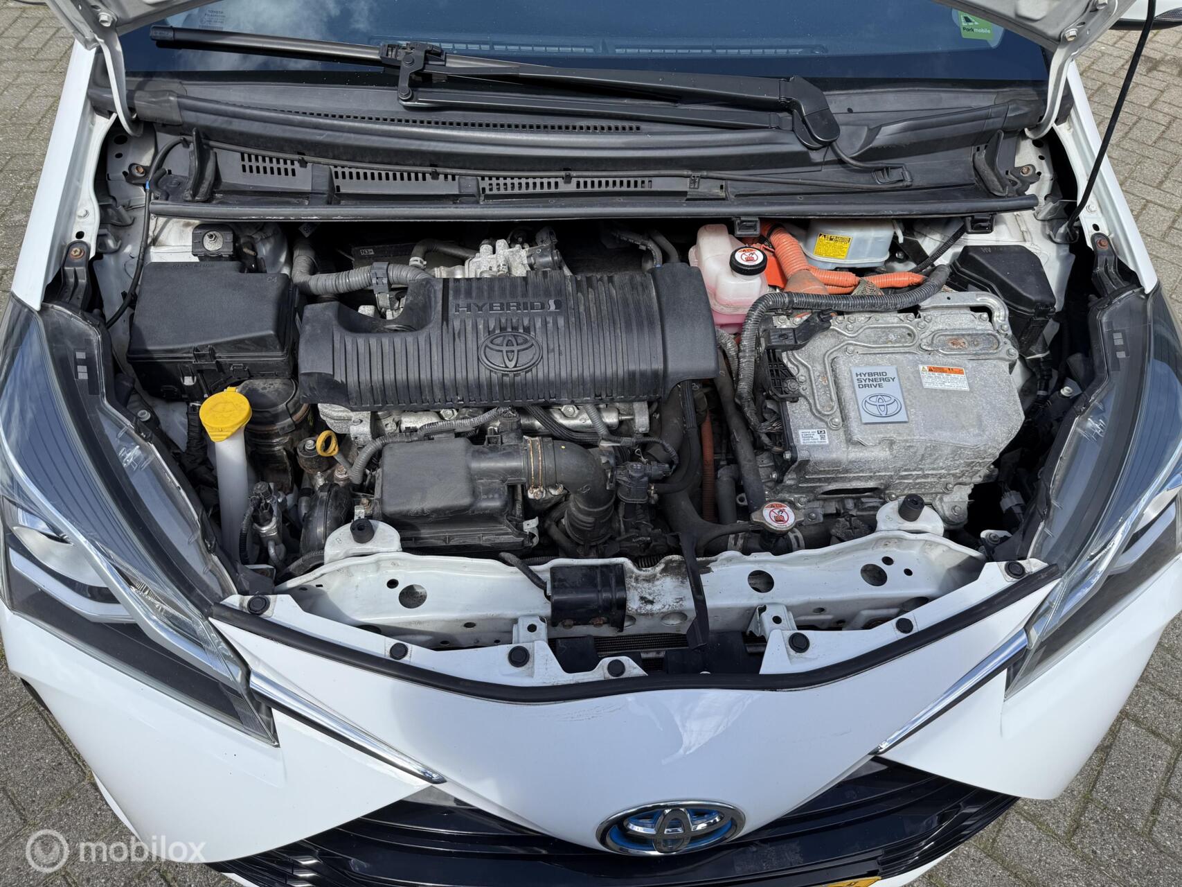 Foto van Toyota Toyota Yaris Hybrid