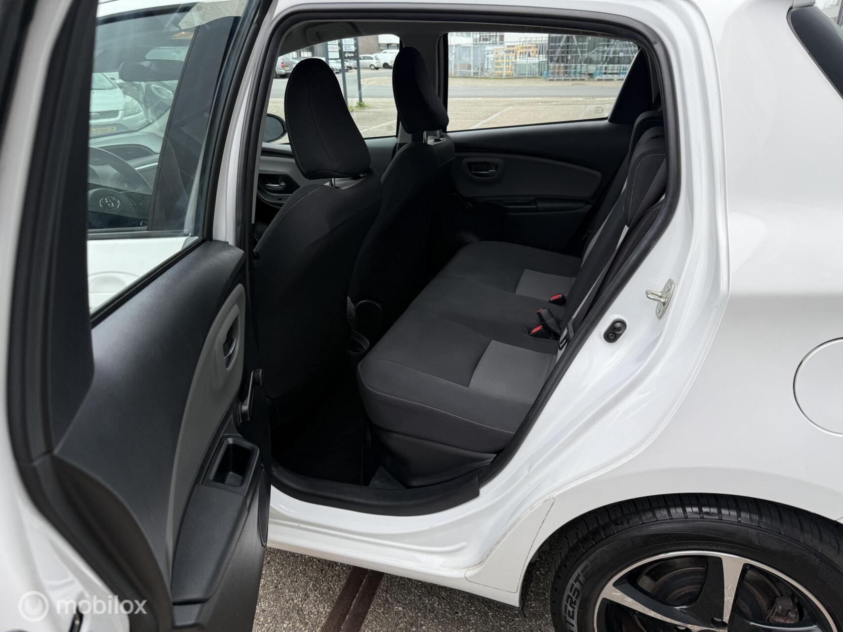 Foto van Toyota Toyota Yaris Hybrid