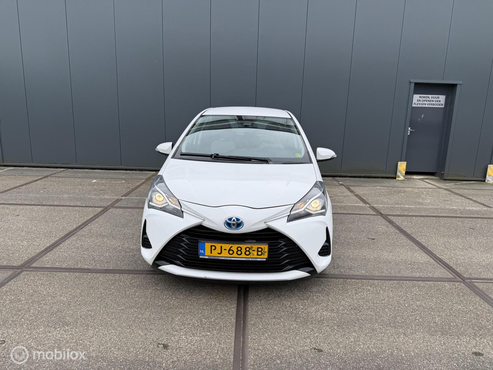 Foto van Toyota Toyota Yaris Hybrid
