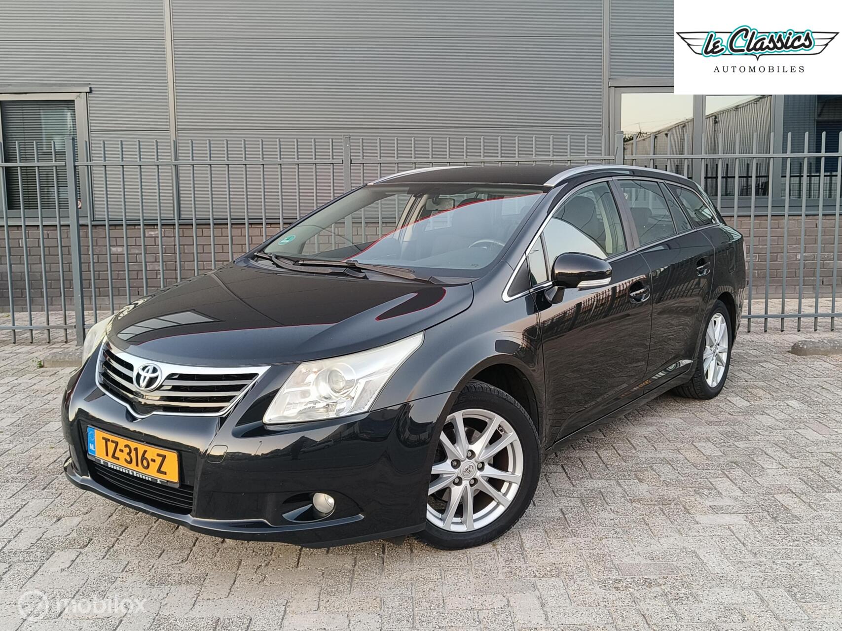 Foto van TOYOTA TOYOTA AVENSIS