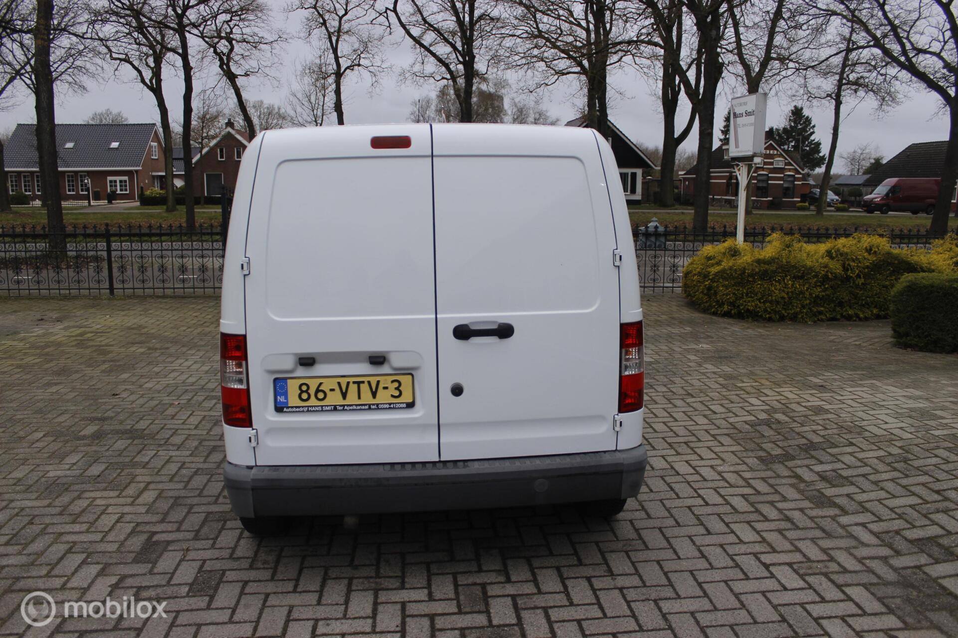 Foto van Ford Transit Connect T200s Van 1,8tdci 55