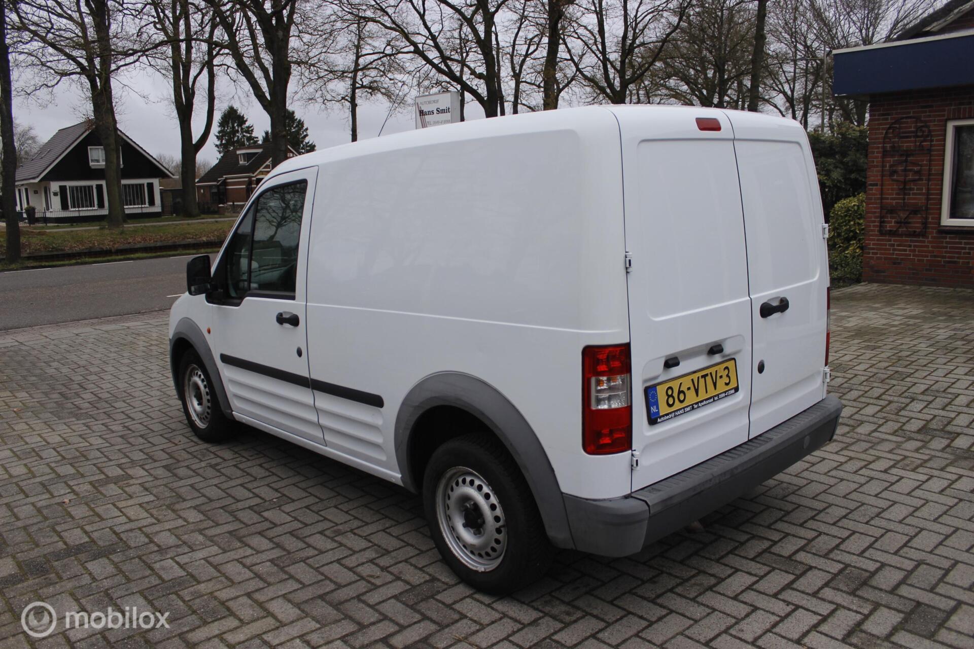 Foto van Ford Transit Connect T200s Van 1,8tdci 55