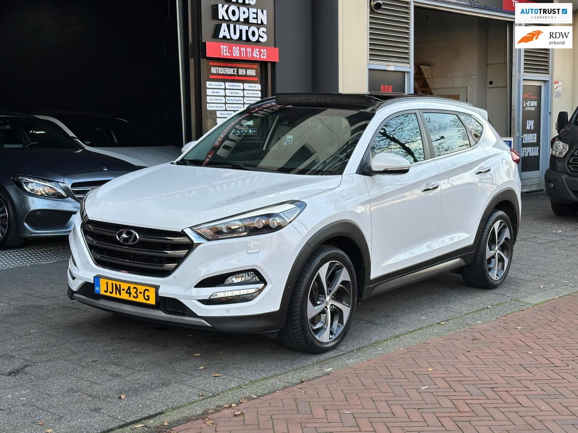 Hyundai Tucson 1.6 T-GDi i-Motion 4WD Aut Leer Navi Pano Camera 2017 - voorkant
