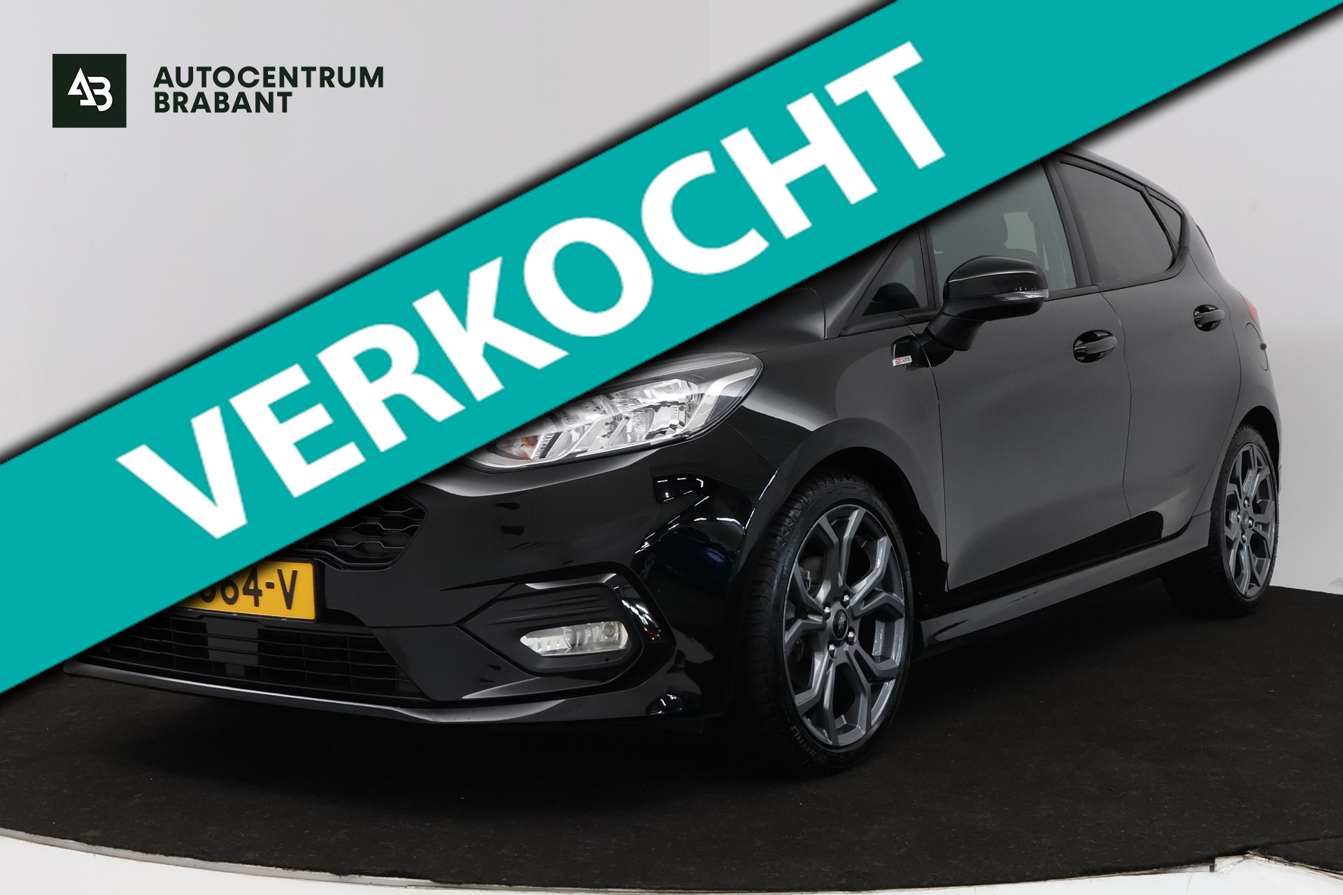 Ford Fiesta 1.0 EcoBoost ST-Line (PARKEERSENSOREN, LANE-ASSIST, NAVIGATIE, CRUISE CONTROL) 2019 - voorkant