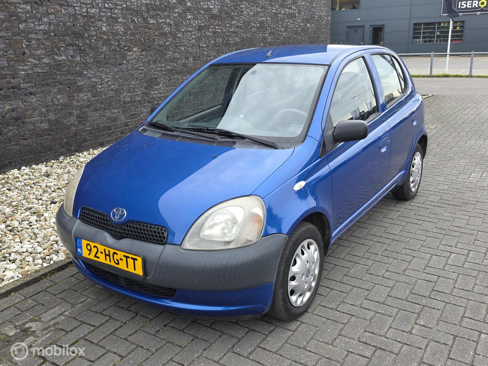 Foto van TOYOTA TOYOTA YARIS
