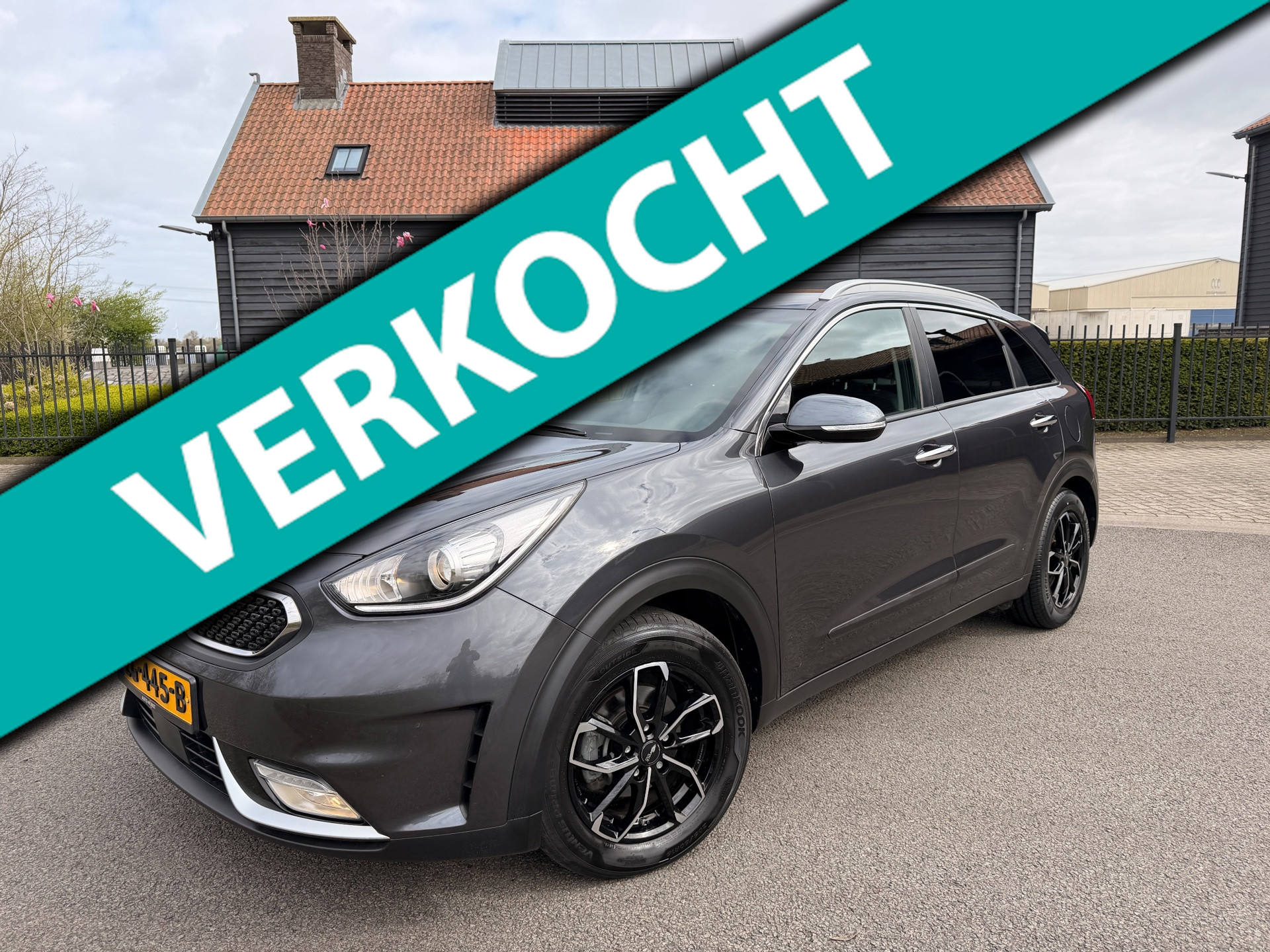 Kia Niro 1.6 GDi Hybrid DynamicPlusLine Camera Leer Navigatie Trekhaak Lm Velgen 2019 - voorkant
