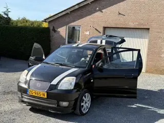 Kia Picanto 1.1 LX 2005 - voorkant