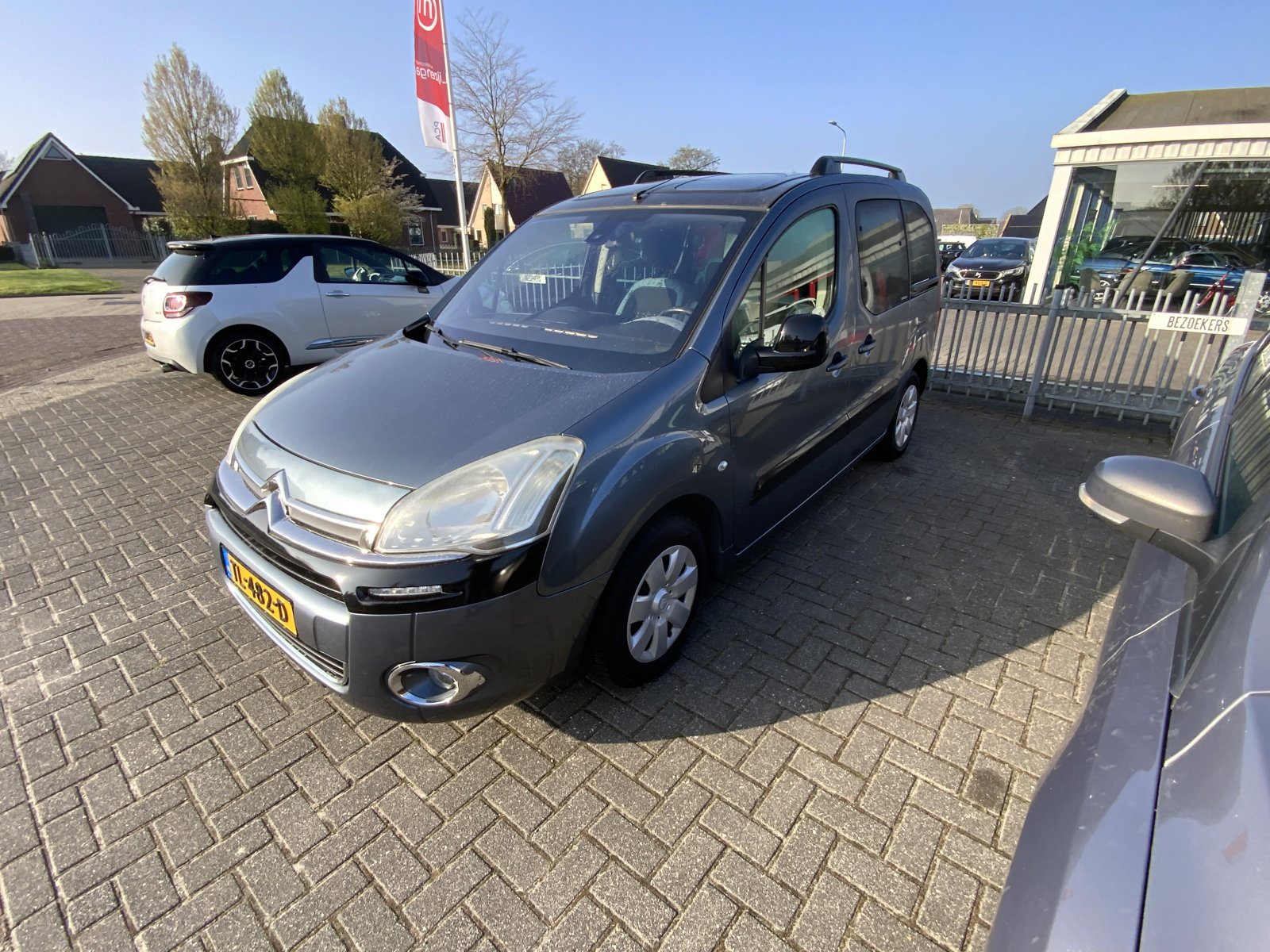 Citroen Berlingo 1.6 VTi XTR 2012 - voorkant