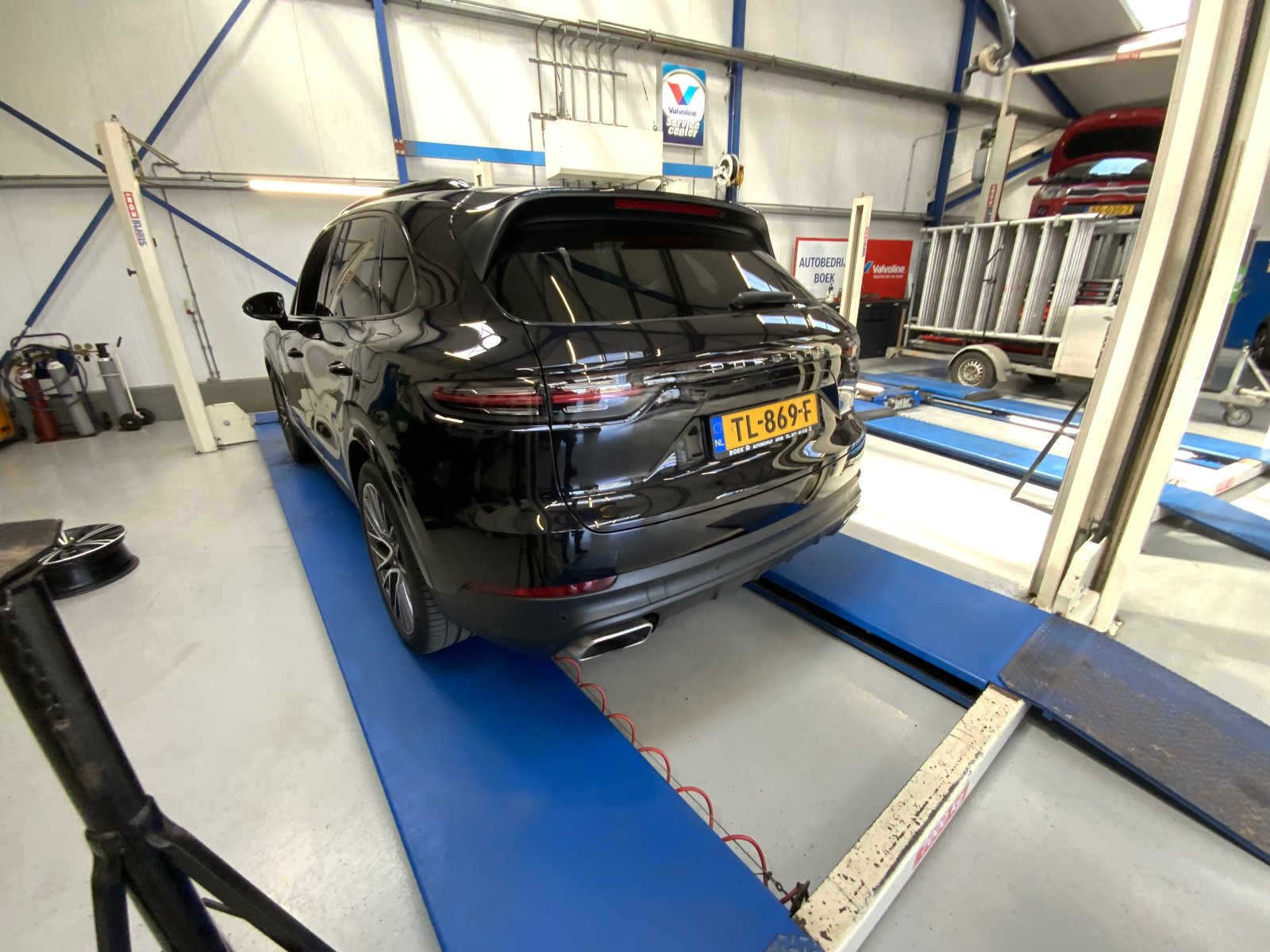 Inspectiefoto van Porsche Cayenne E-hybrid