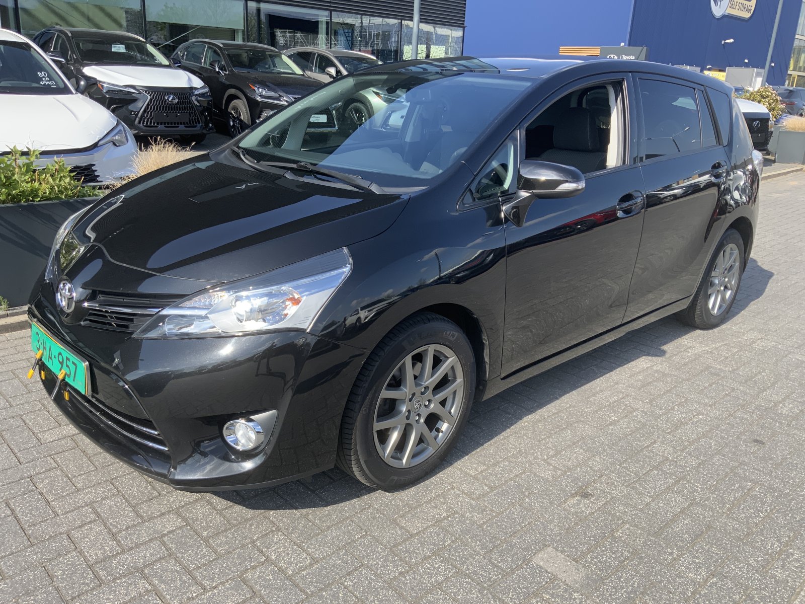 Toyota Verso 1.8 VVT-i Business 2013 - voorkant