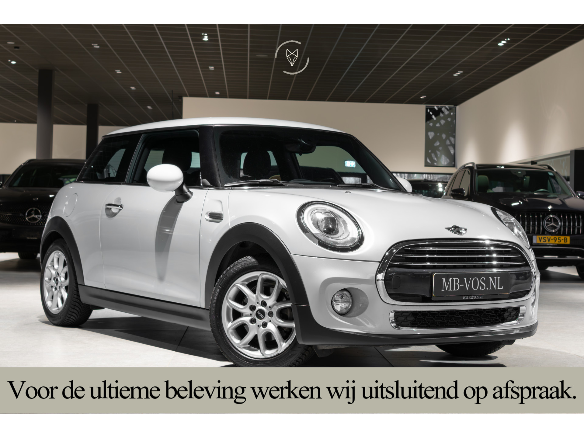 Mini Cooper 1.5 Cooper Serious Business Automaat 2017 - voorkant