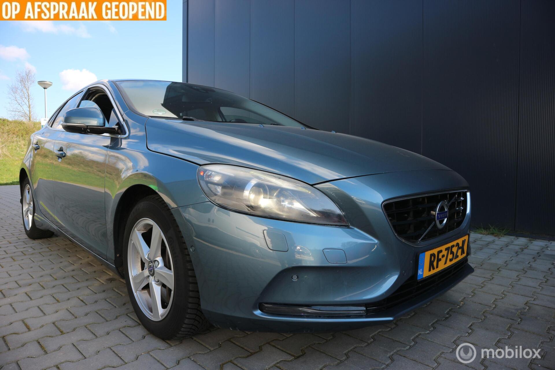 Volvo V40  2013 - voorkant