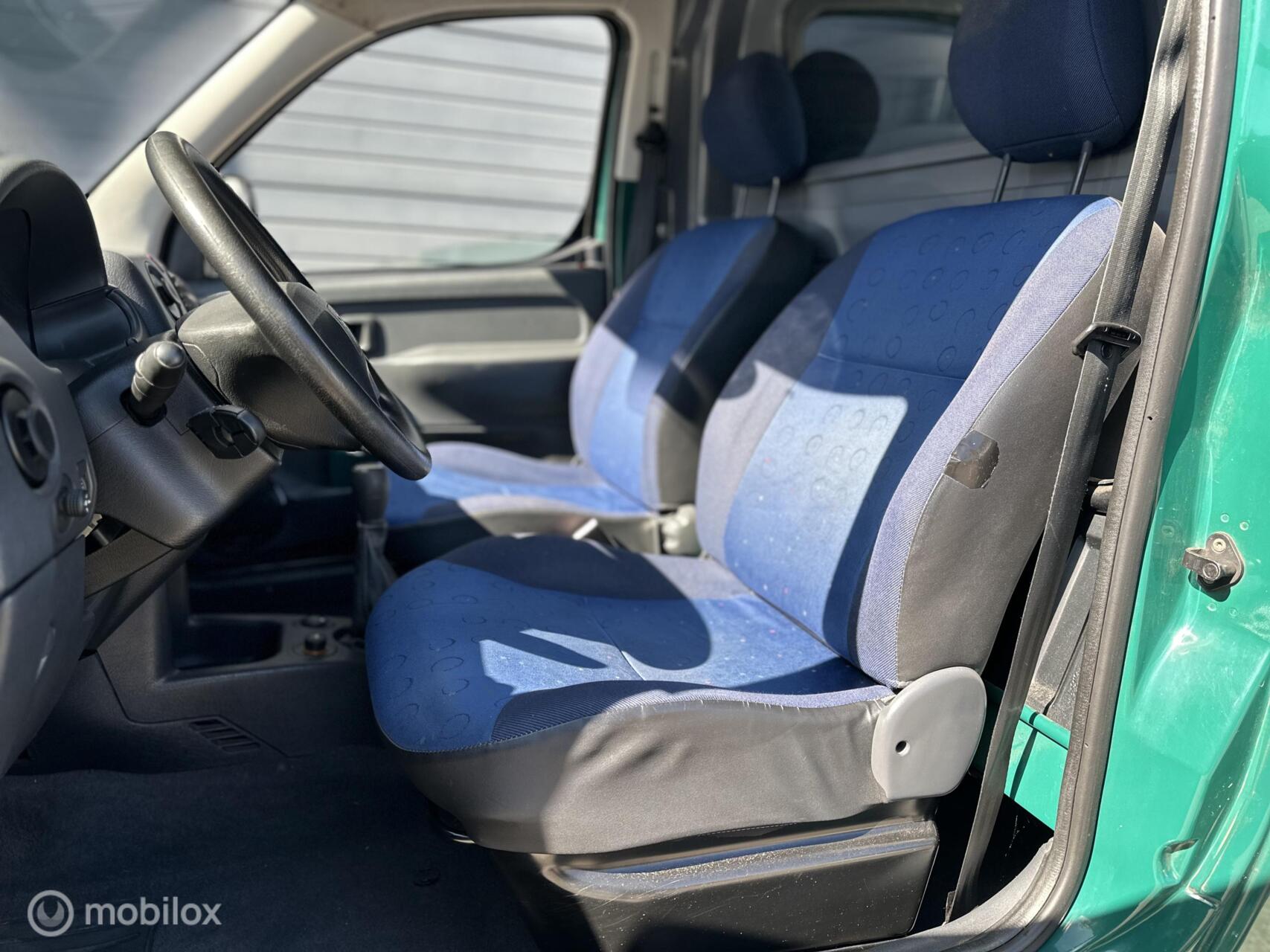Foto van Peugeot Partner 190c 2.0hdi