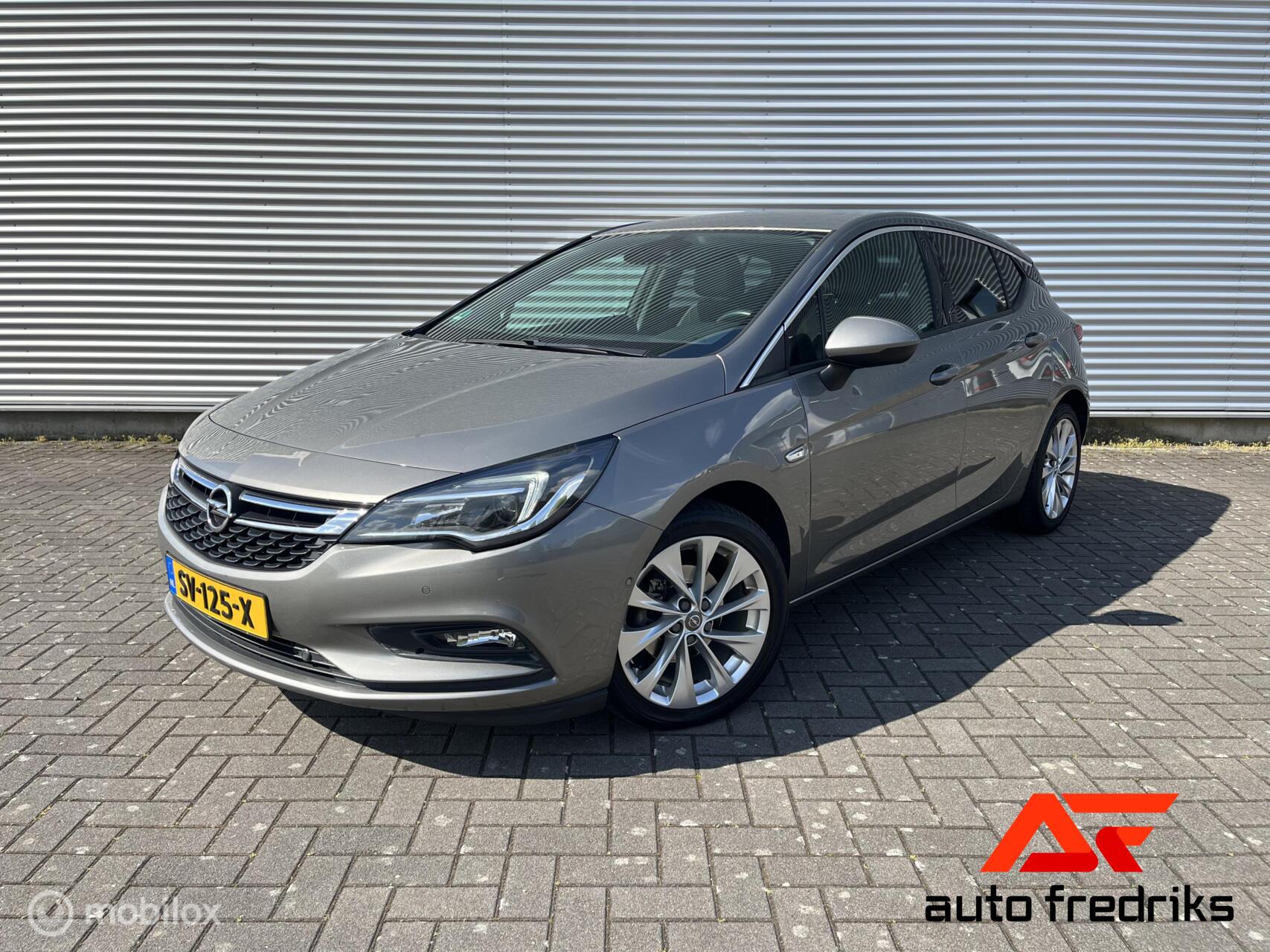 Opel Astra 1.4 Innovation 2017 - voorkant
