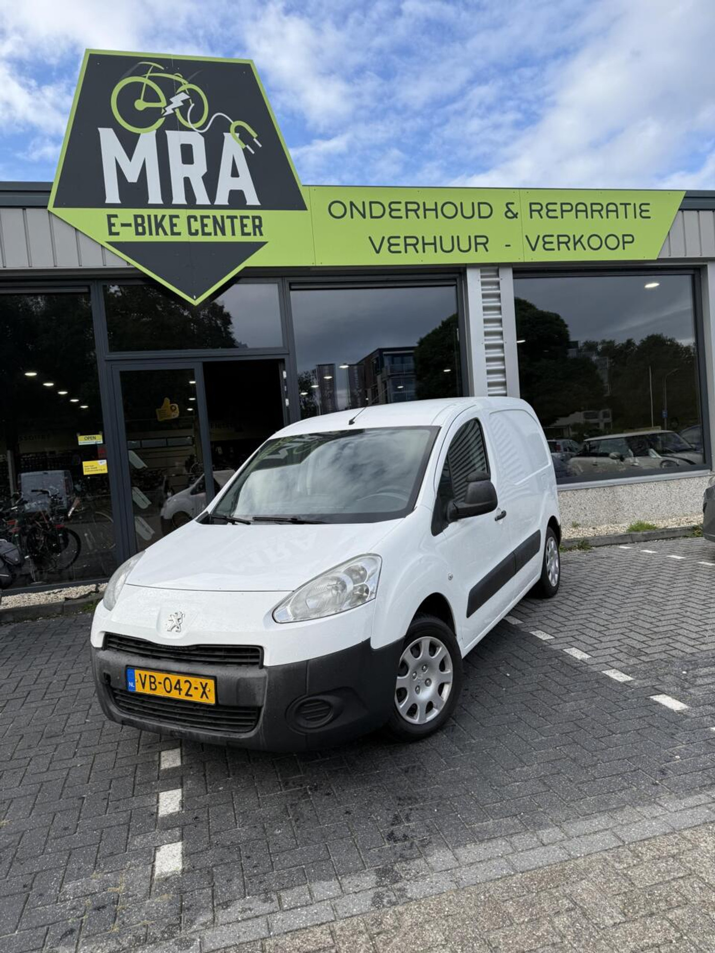 Foto van Peugeot Partner