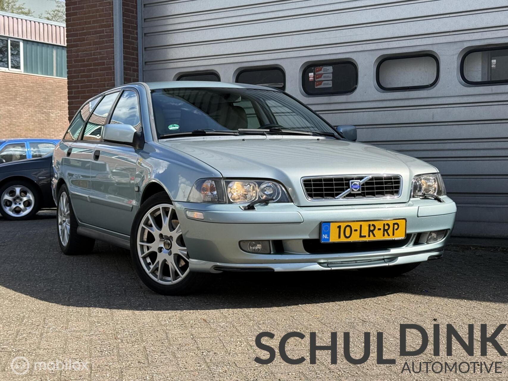 Foto van VOLVO V40