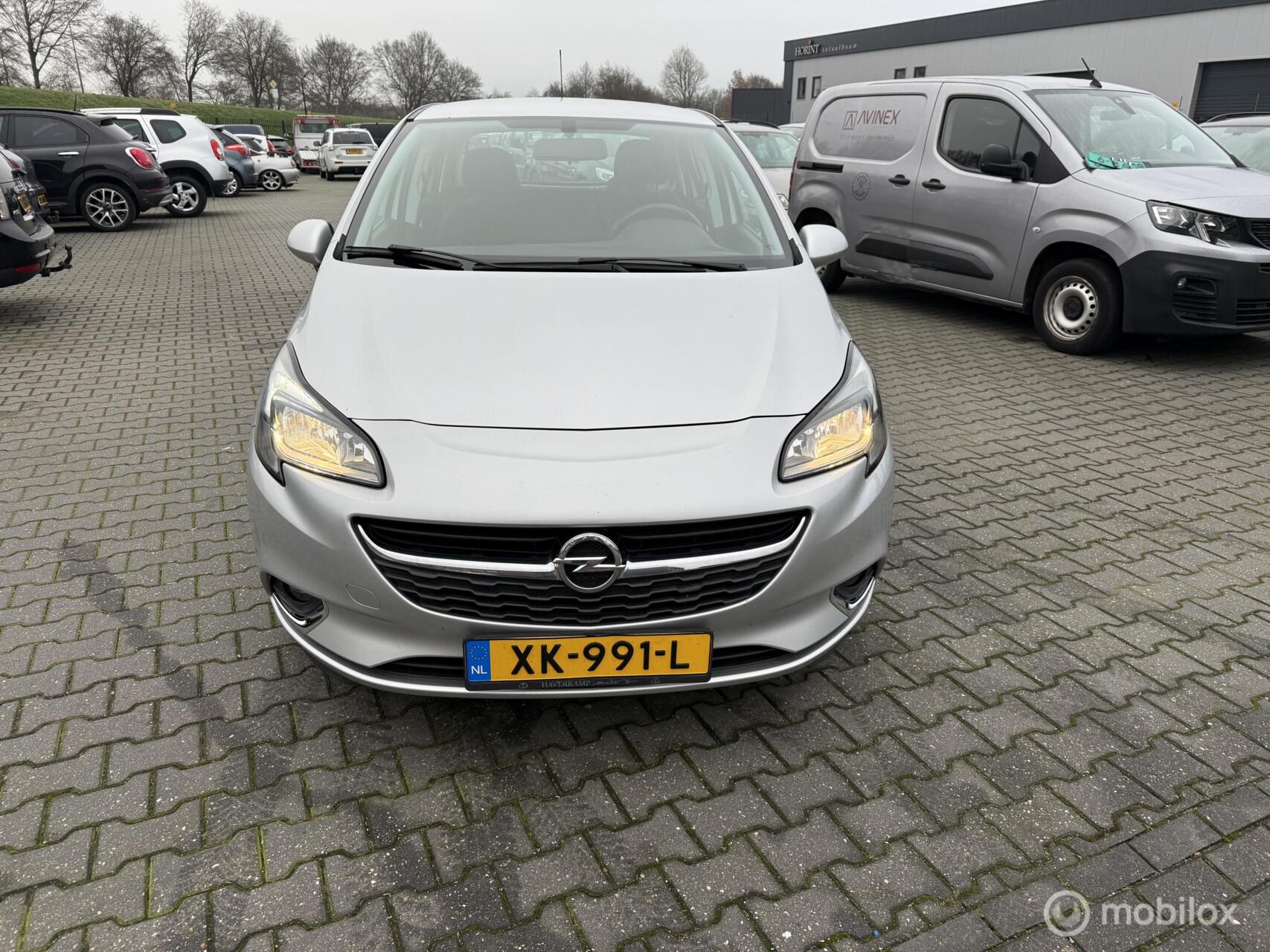 Opel Corsa-e 1.3 CDTI Business+ 2015 - voorkant