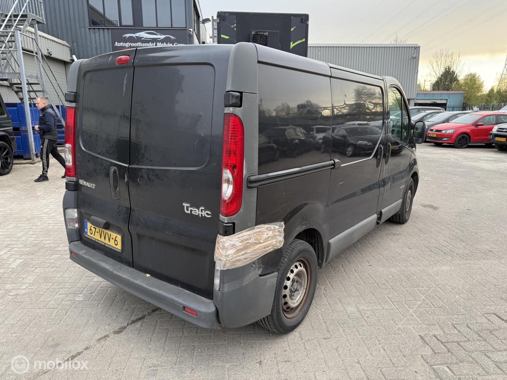 Foto van Renault Trafic T27 L1/h1 2,5 Dci 84kw E4 Fap