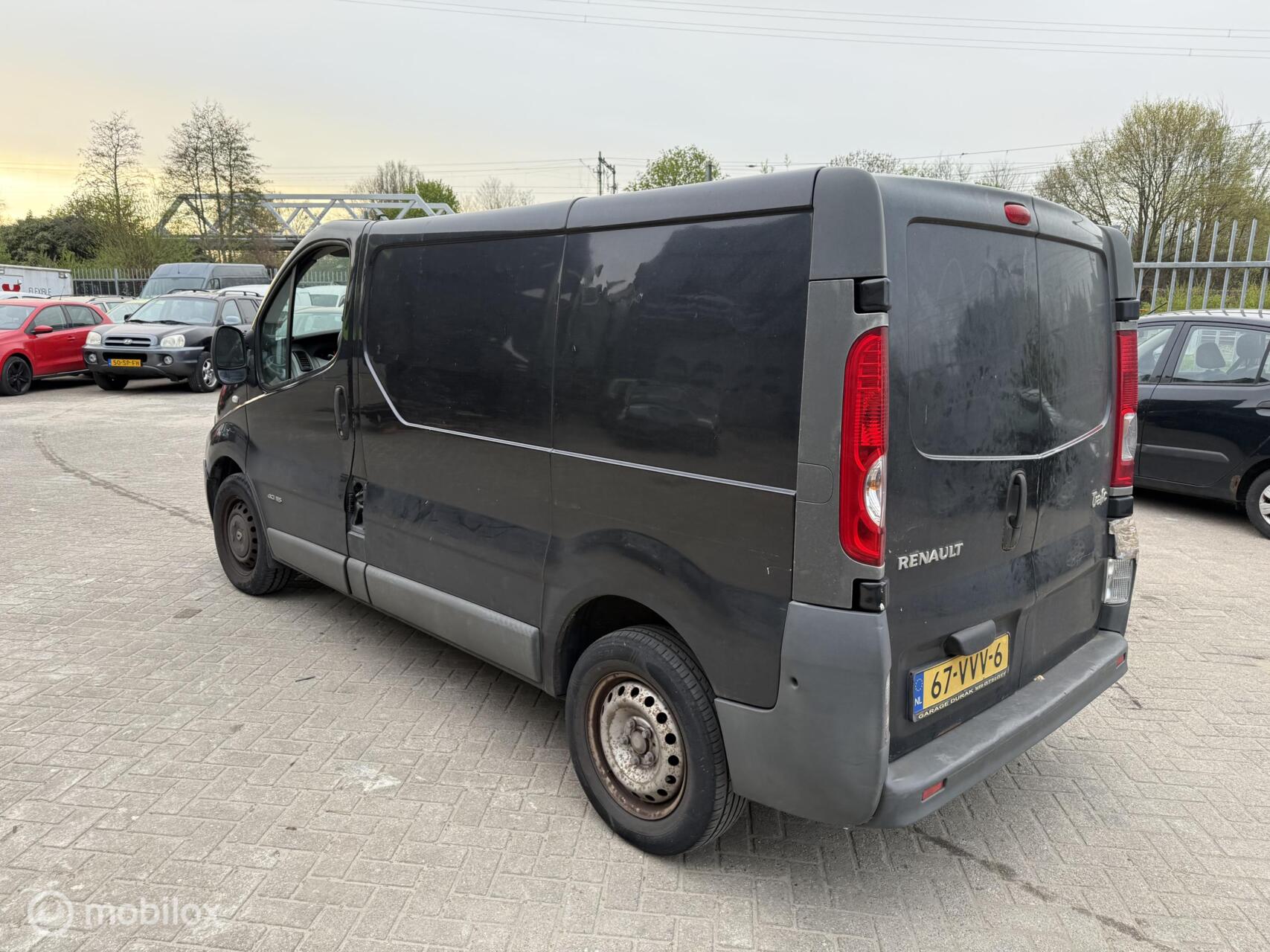 Foto van Renault Trafic T27 L1/h1 2,5 Dci 84kw E4 Fap