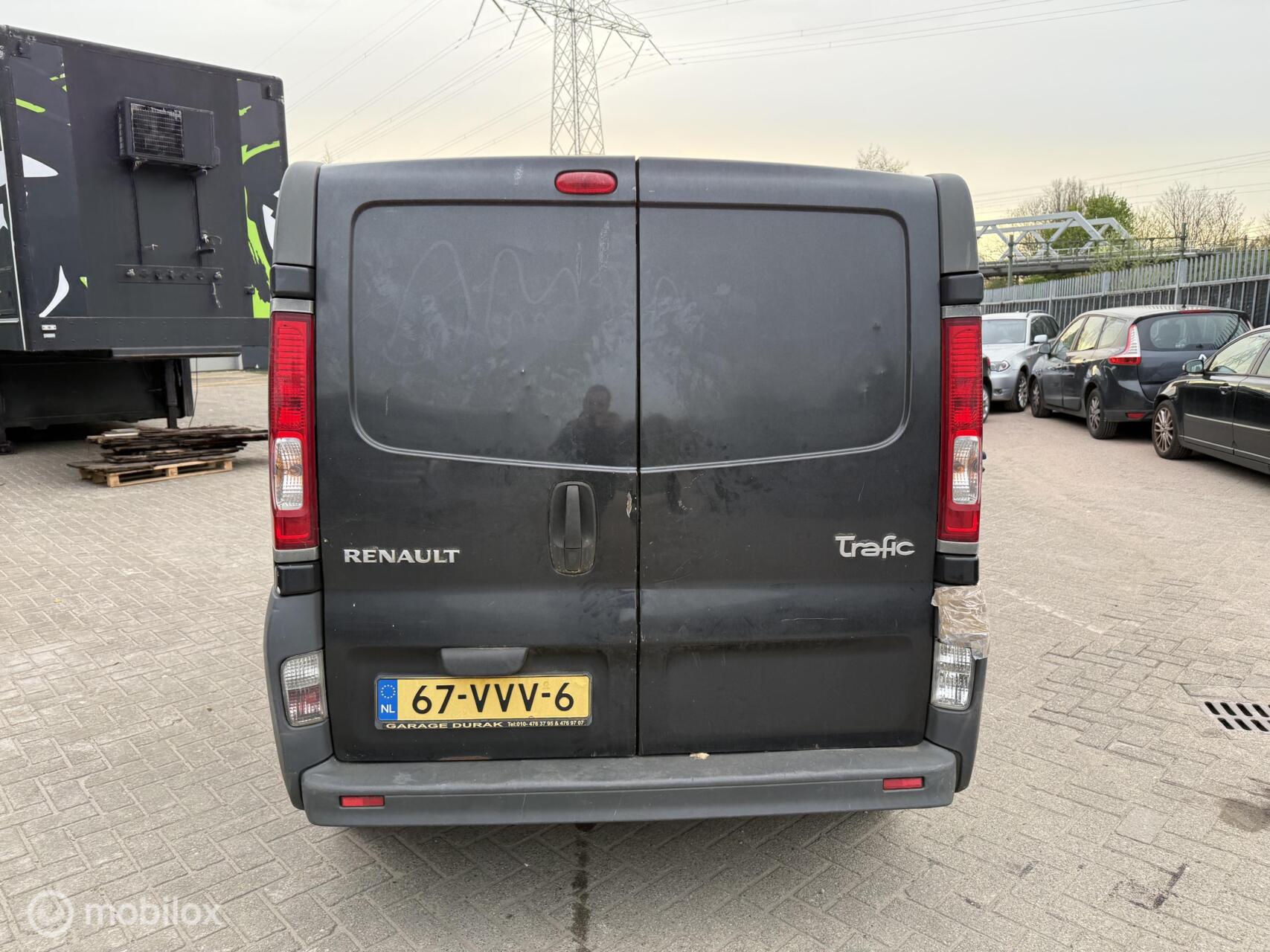 Foto van Renault Trafic T27 L1/h1 2,5 Dci 84kw E4 Fap
