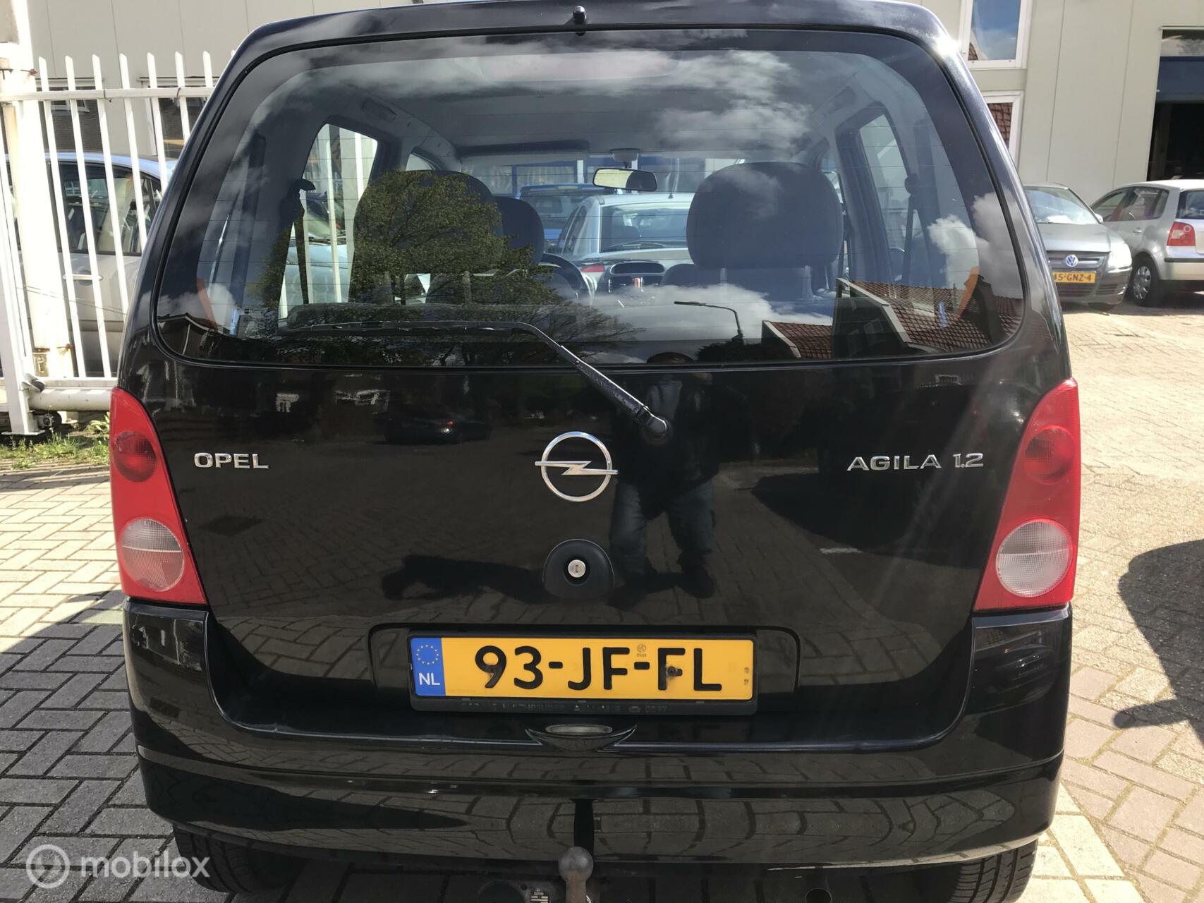 Foto van Opel Agila