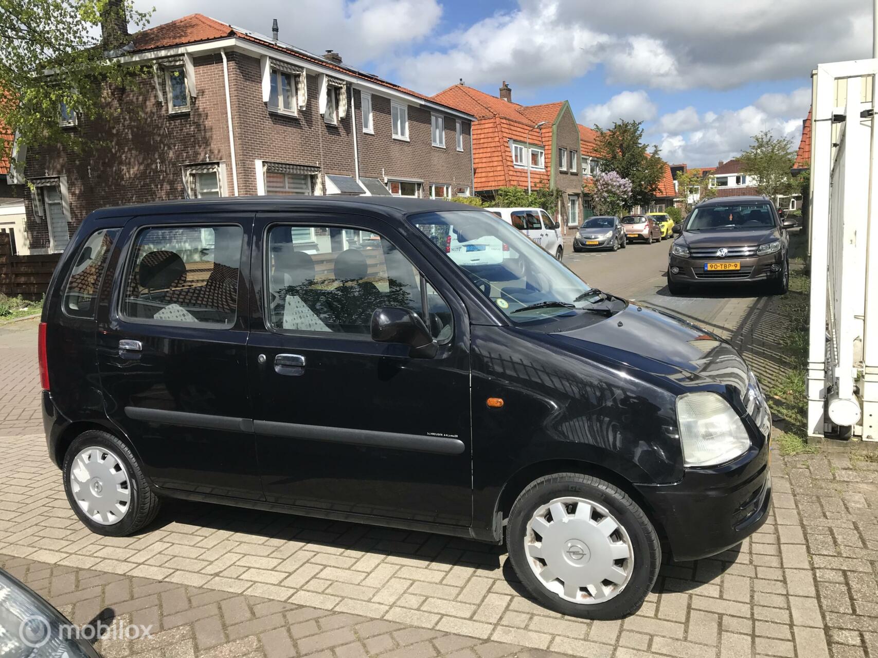 Foto van Opel Agila