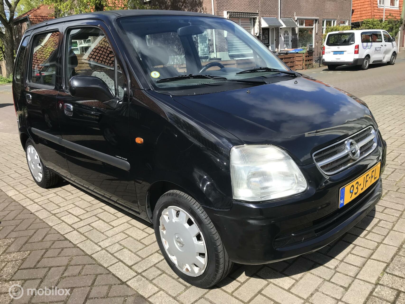 Foto van Opel Agila