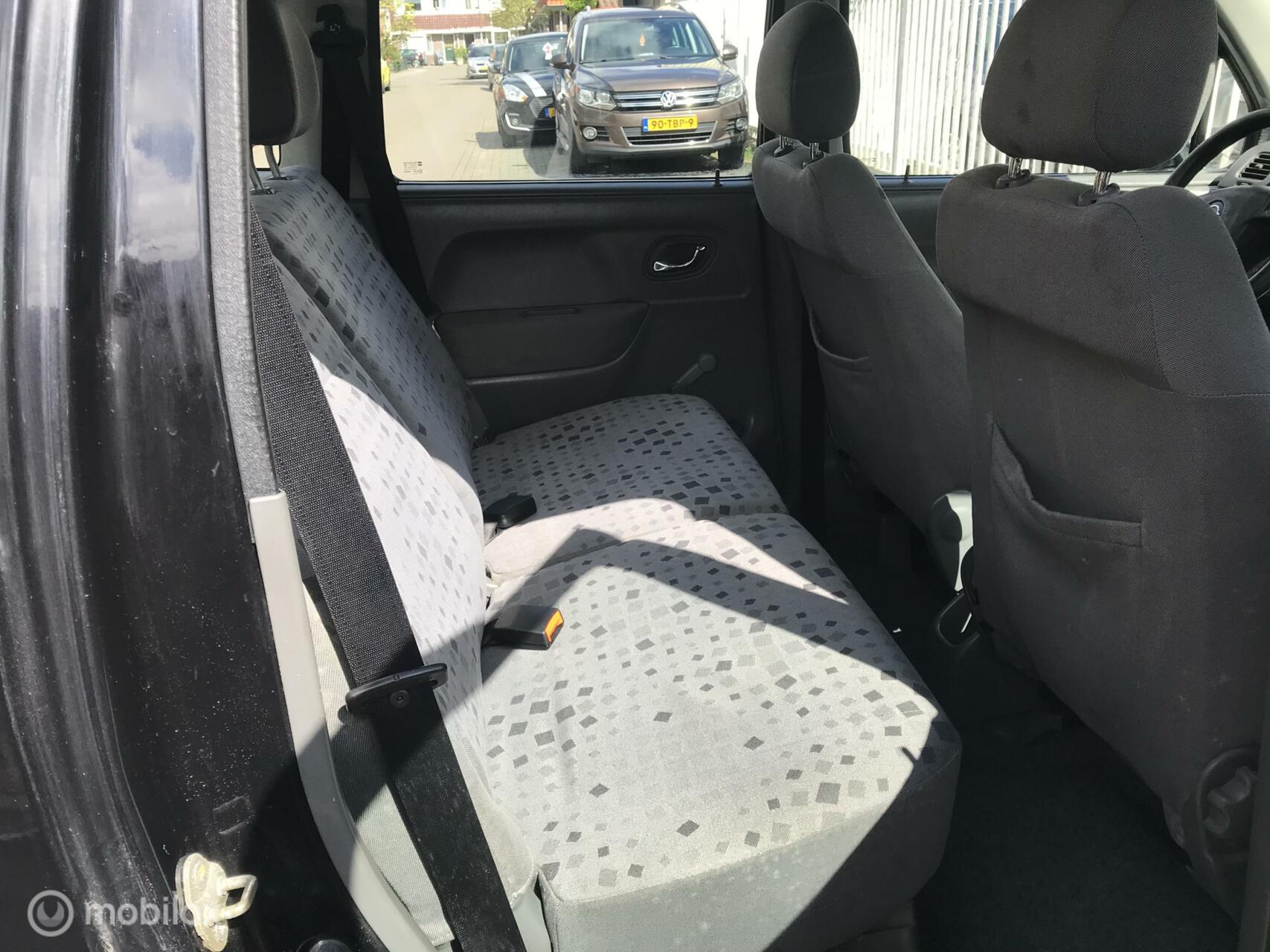 Foto van Opel Agila
