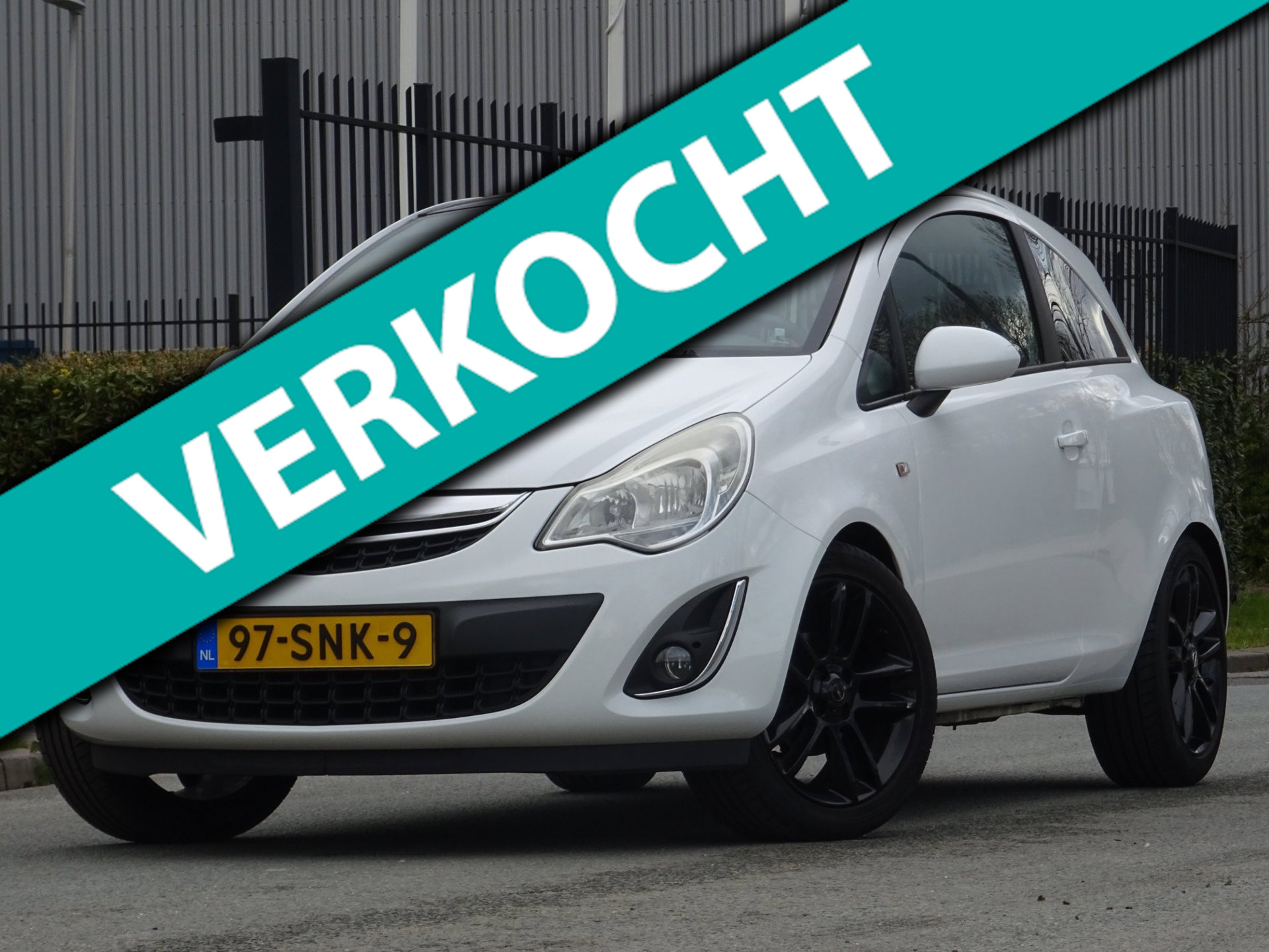 Opel Corsa Verkocht! Verkocht! 2011 - voorkant