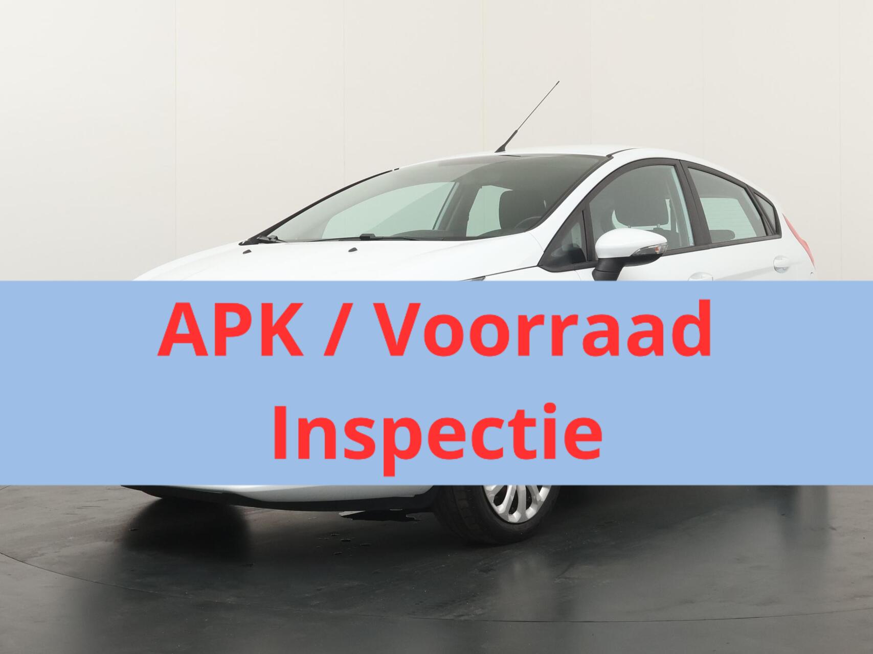Ford Fiesta 1.0 Style Navigatie - Start/stop Systeem - Airconditioning - Radio 2015 - voorkant