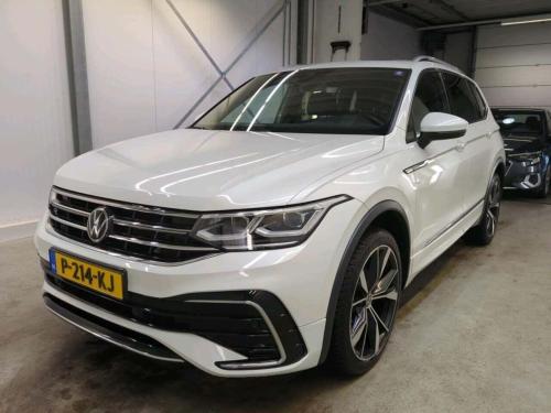 Volkswagen Tiguan 1.5 TSI R-Line Business+ 7p. 2022 - voorkant