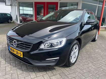 Volvo V60 2.0 T3 Base 2018 - voorkant