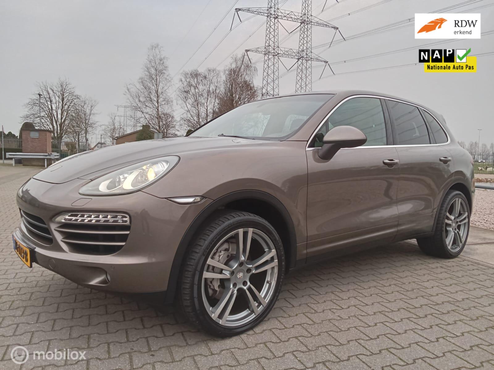 Foto van PORSCHE CAYENNE DIESEL