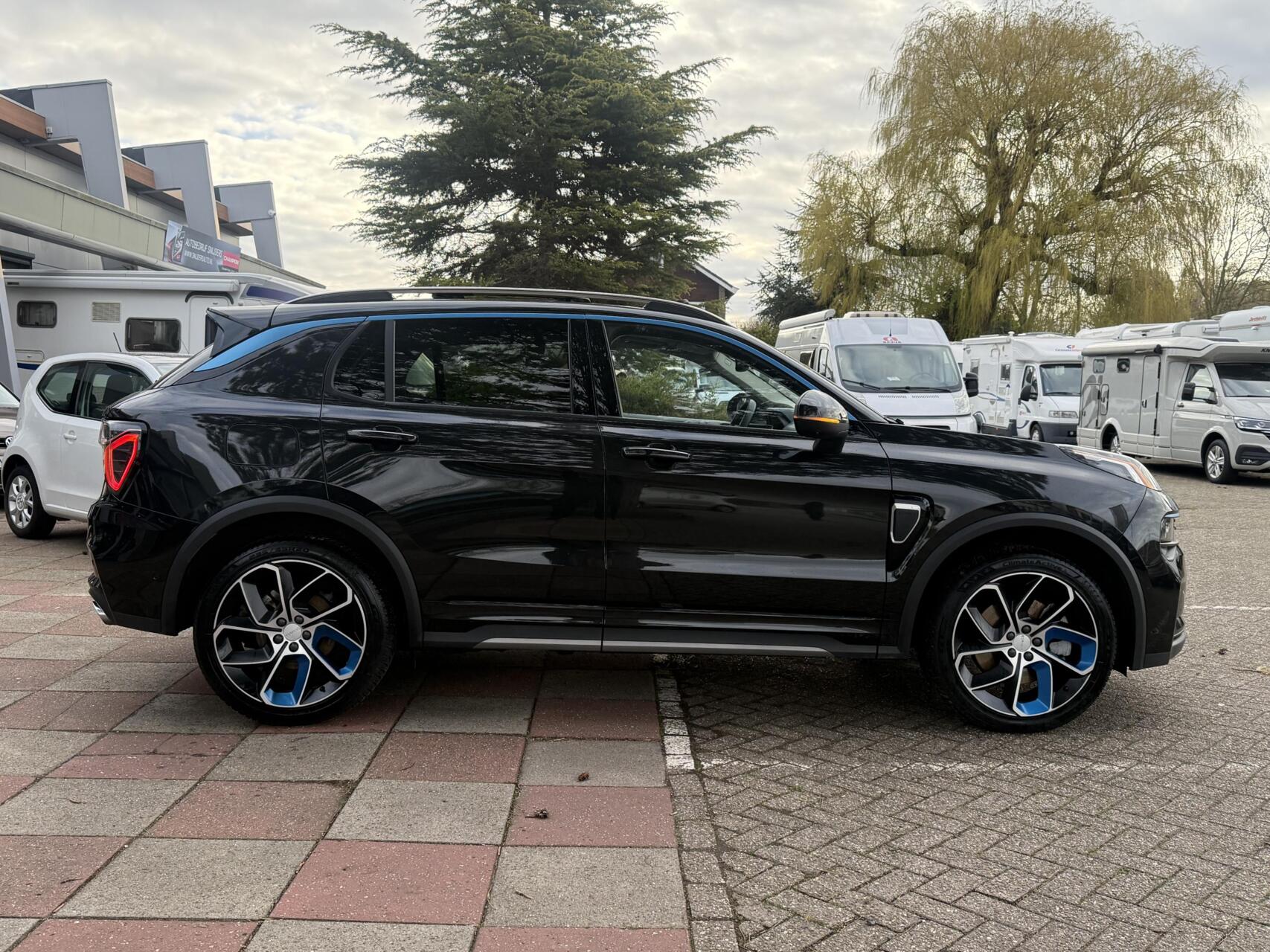 Foto van Lynk&co LYNK & Co 01