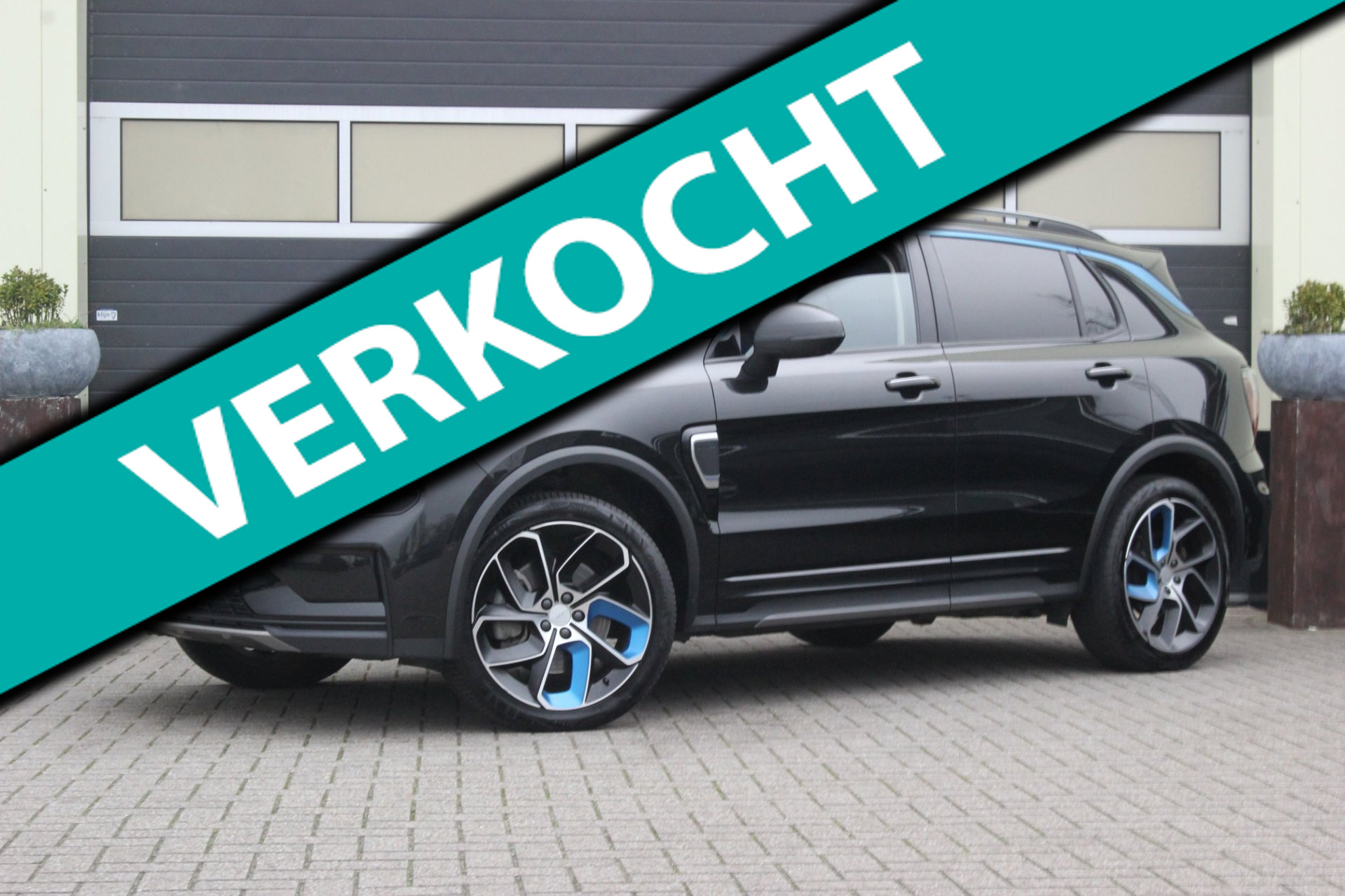 Foto van LYNK&CO LYNK & CO 01