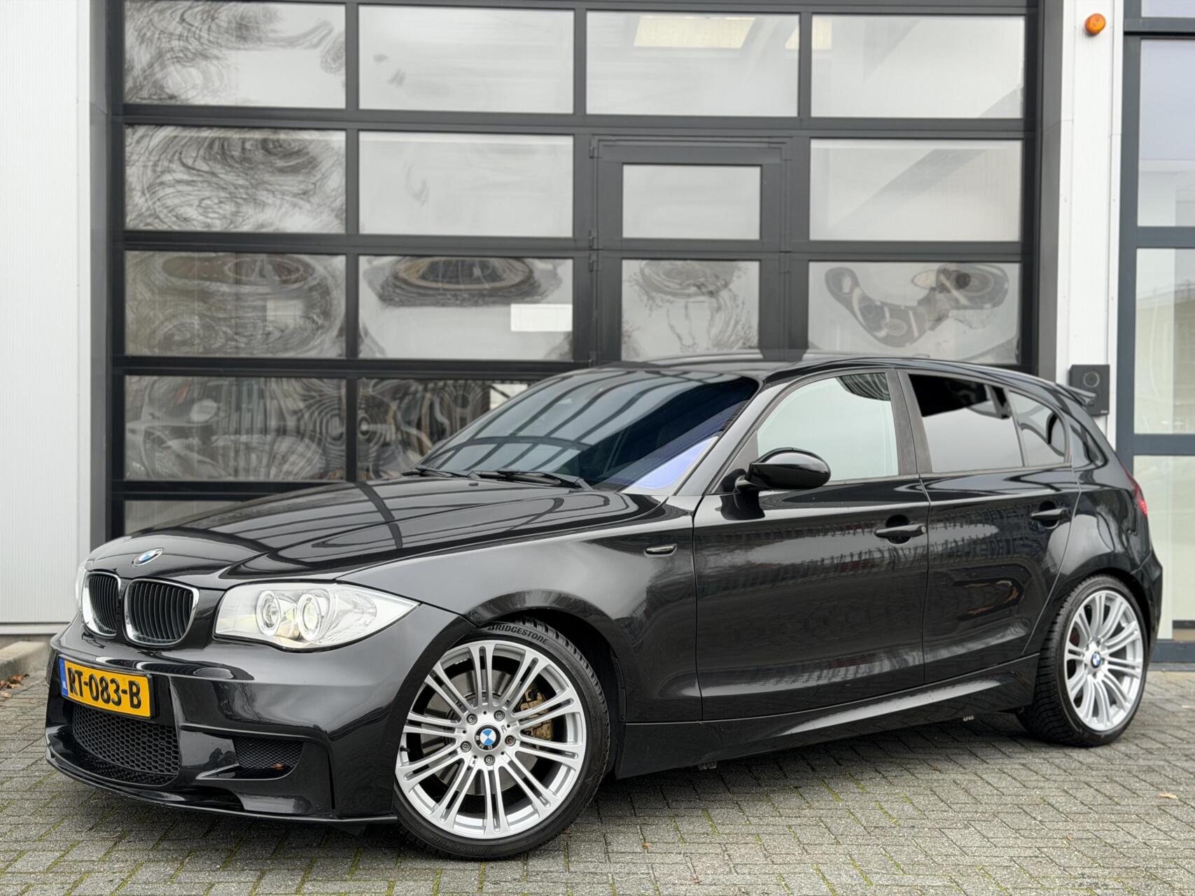 BMW 1er Reihe 3.0 130i High Executive 265PK+ / M-Sport / HAND 2006 - voorkant