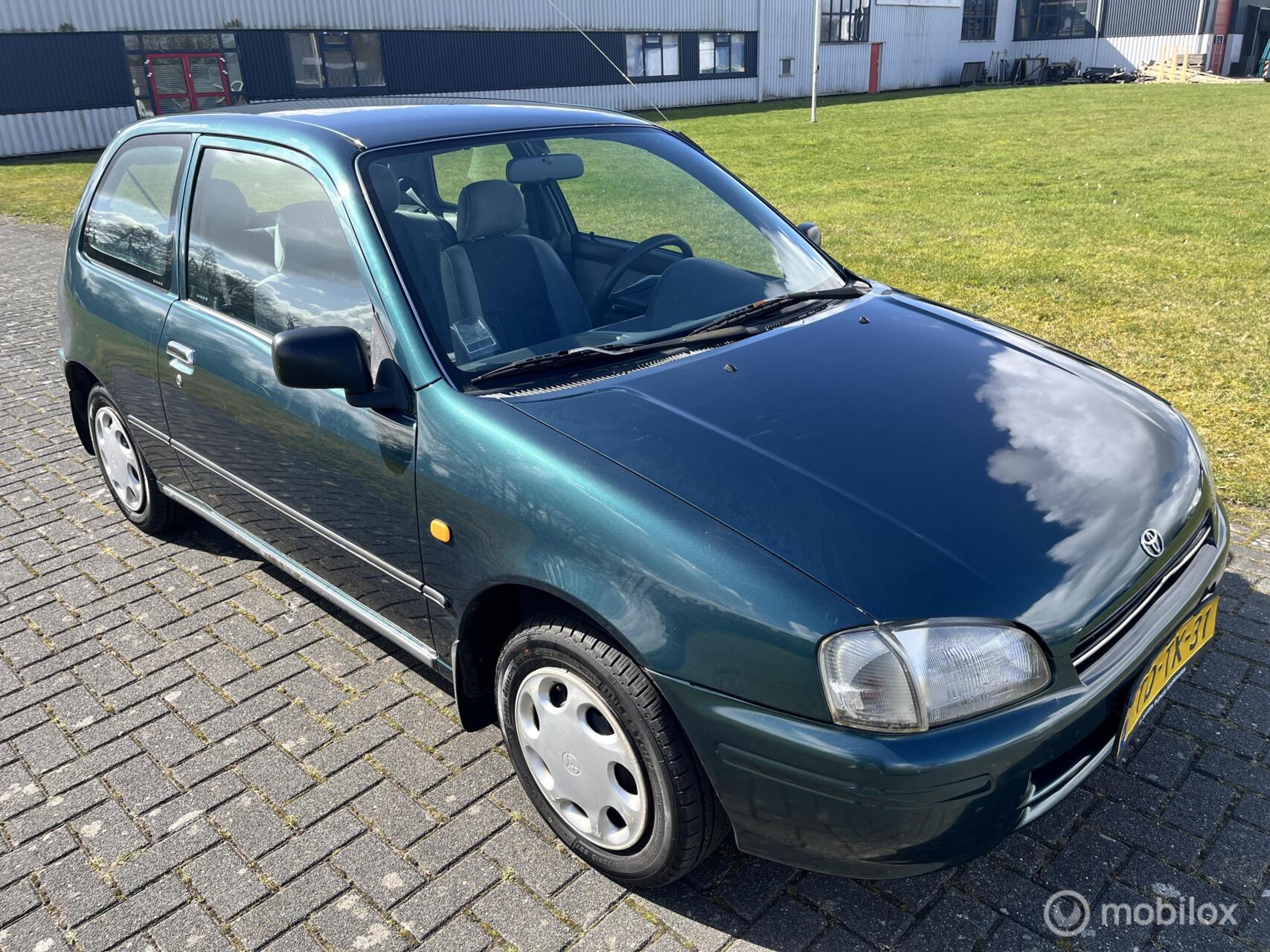 Foto van TOYOTA TOYOTA STARLET