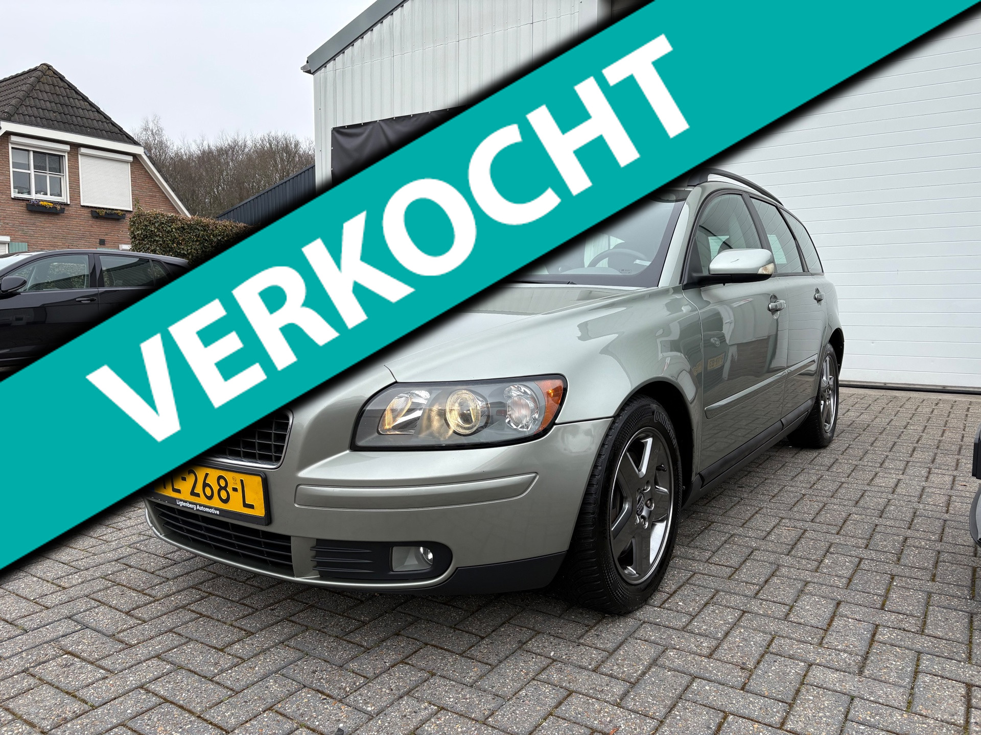 Volvo V50 2.5 T5 Momentum AWD|220PK|CRUISE|STOELVERW|+APK 2006 - voorkant