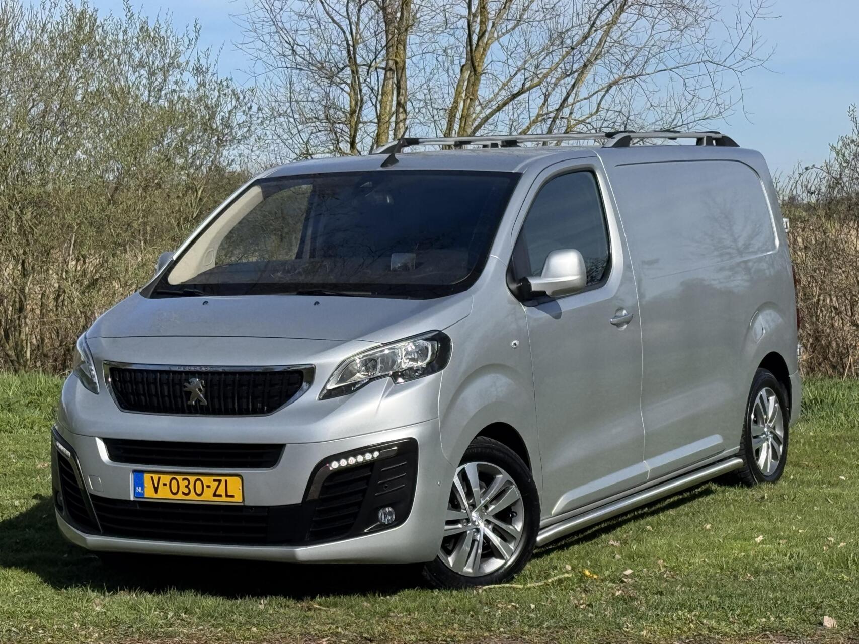 Foto van PEUGEOT EXPERT