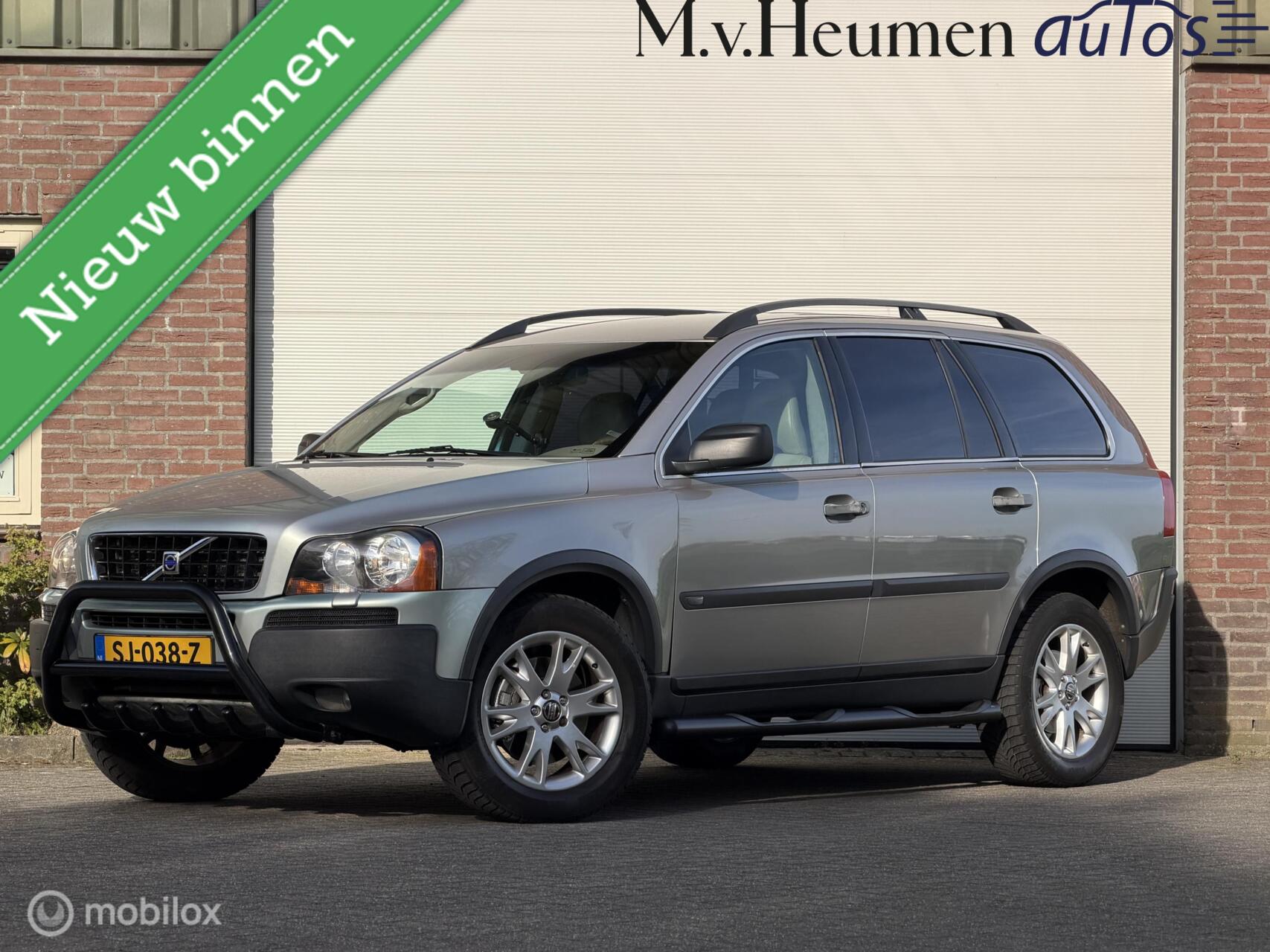 Volvo Xc90 2.5 T 4X4 7zits Nieuwe APK Rijdt goed Bullbar Sidebars 2003 - voorkant