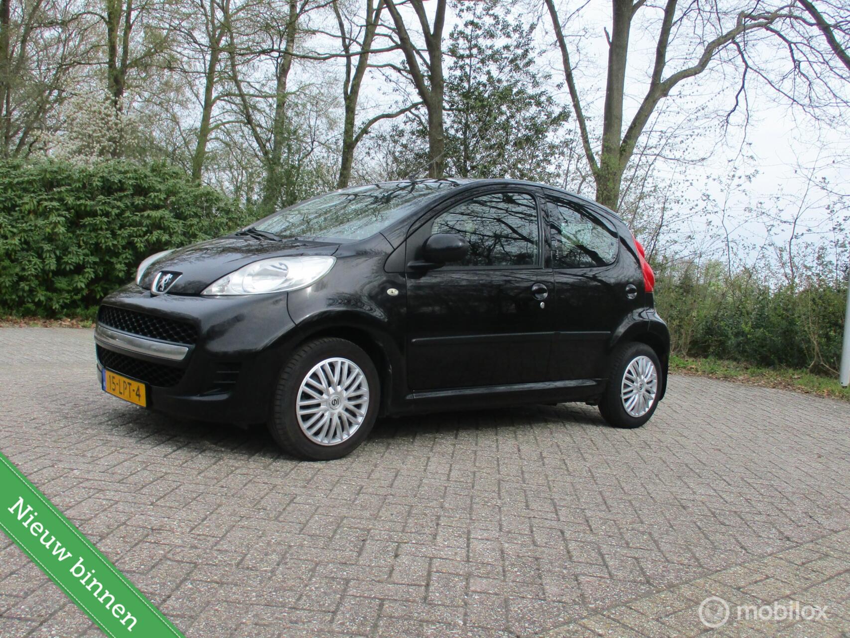 Foto van PEUGEOT PEUGEOT 107