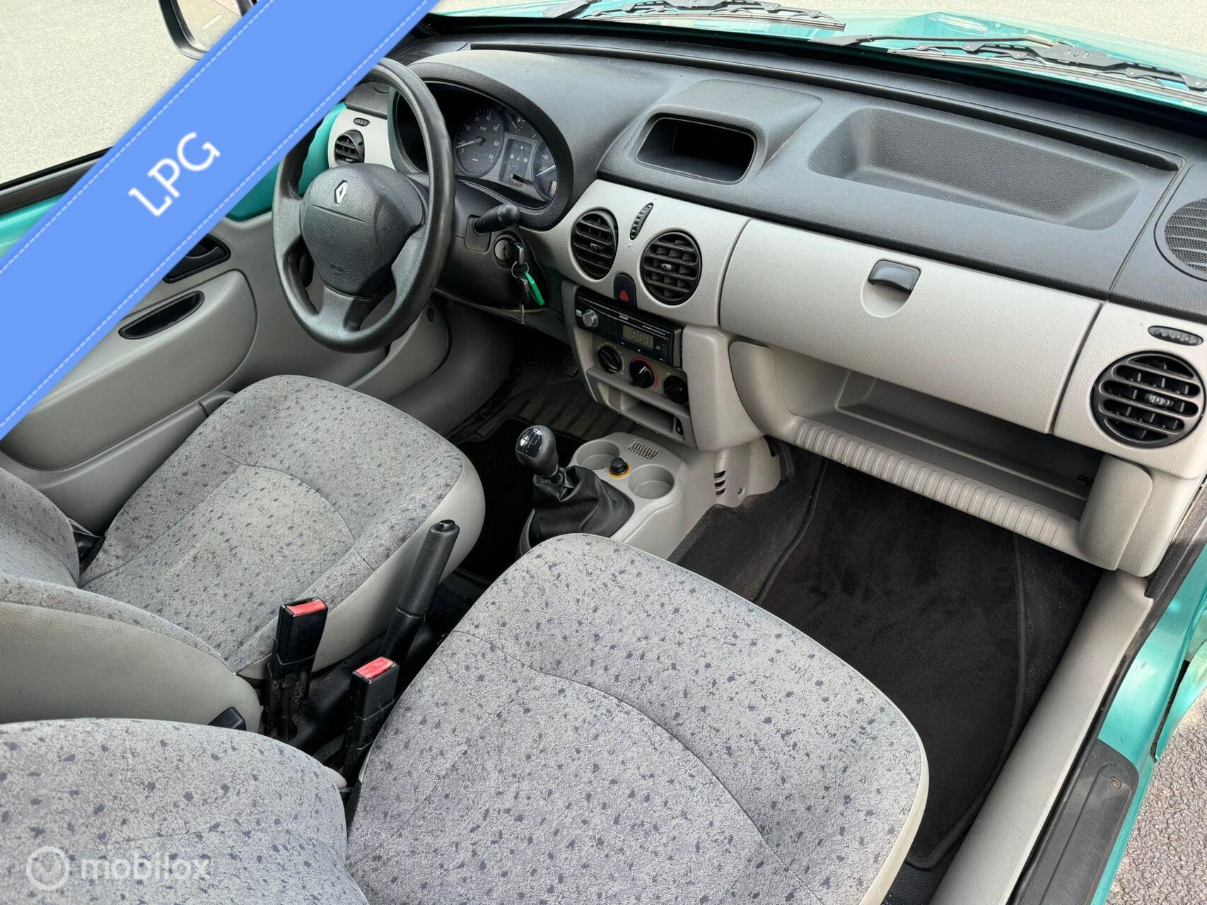 Foto van Renault Kangoo 1.2 Euro 2000