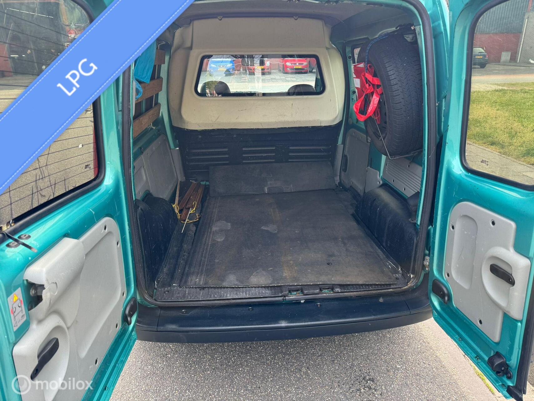 Foto van Renault Kangoo 1.2 Euro 2000