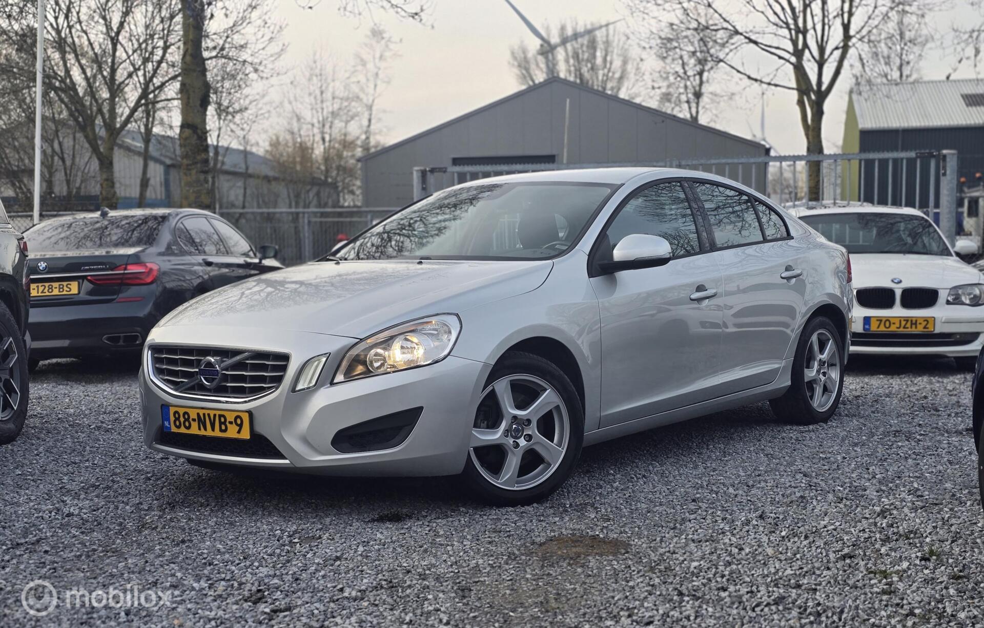 Volvo S60 2.0T Intro Edition zeer net! 2010 - voorkant
