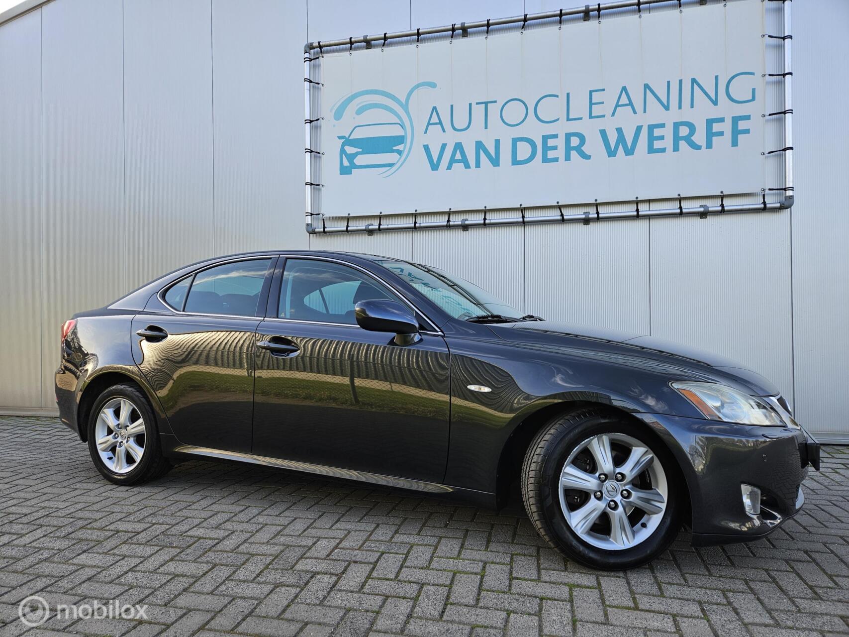 Foto van LEXUS LEXUS IS250