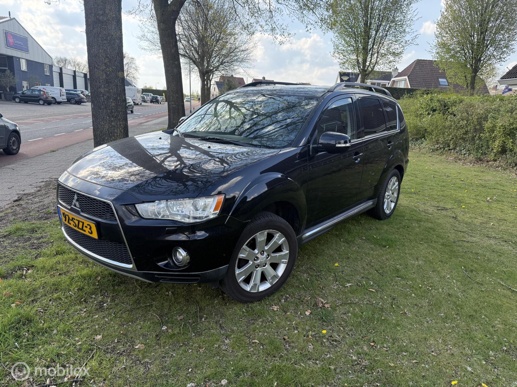 Foto van MITSUBISHI MITSUBISHI OUTLANDER