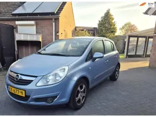 Opel Corsa 1.4-16V Business 2007 - voorkant