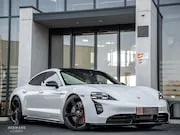 Foto van Porsche Taycan