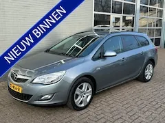 Opel Astra 1.4 Edition 2011 - voorkant