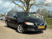 Volvo V70 2.5T Kinetic 2008 - voorkant